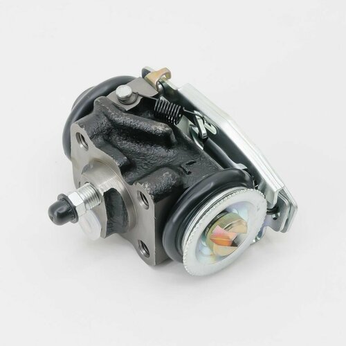 Рабочий тормозной цилиндр задний MMC CANTER 3040 диаметр 32 с прокачкой левый автоматическая подводка YAMASIDA 6775₽