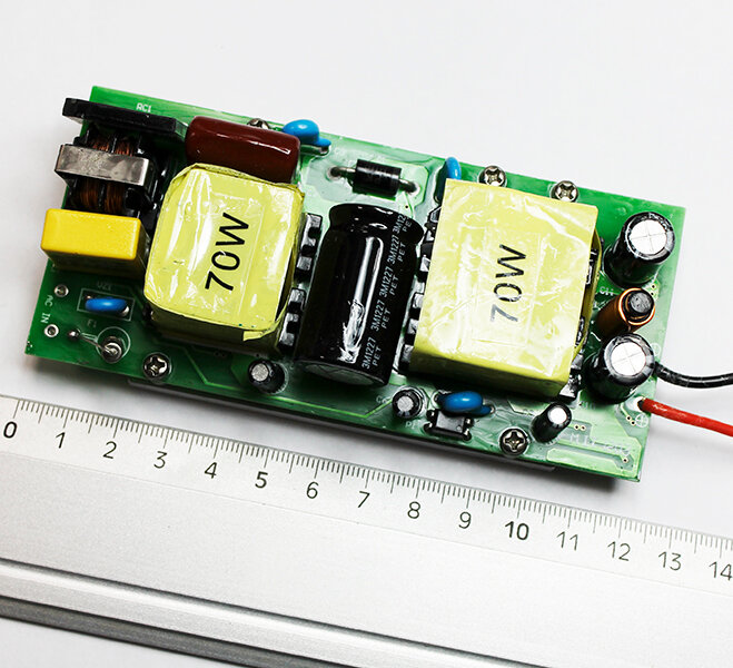 30-36VDC, 2200mA, вх.85-264VAC, LED-L70W (для прожекторов), Драйвер тока