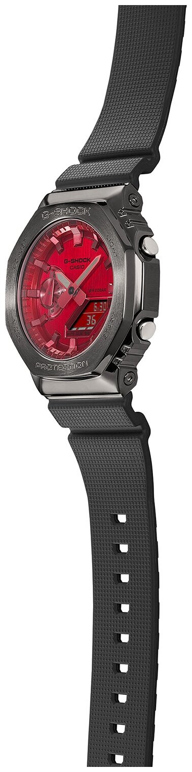 Наручные часы CASIO G-Shock GM-2100B-4AER