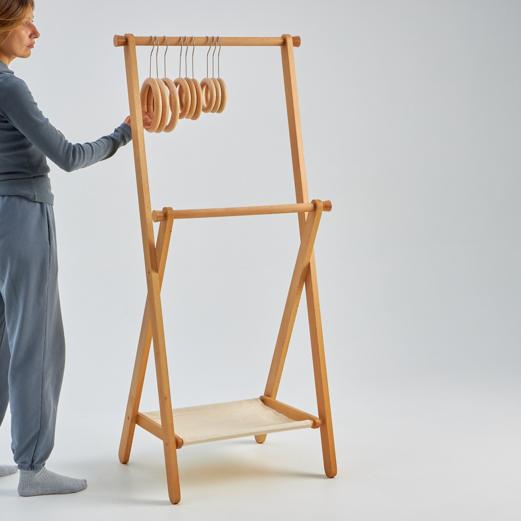 фото Вешалка деревянная, в скандинавском стиле 150х67х53 см Varman.pro