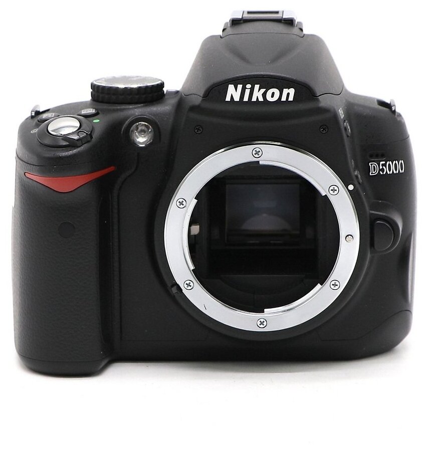 Фотоаппарат Nikon D5000 Body, черный