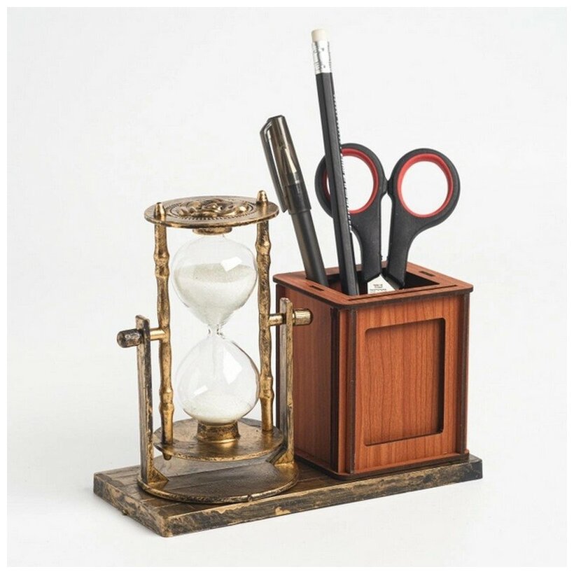 Песочные часы "Селин", сувенирные, с карандашницей и фоторамкой, 15.5 х 6.4 х 12 см 4727119