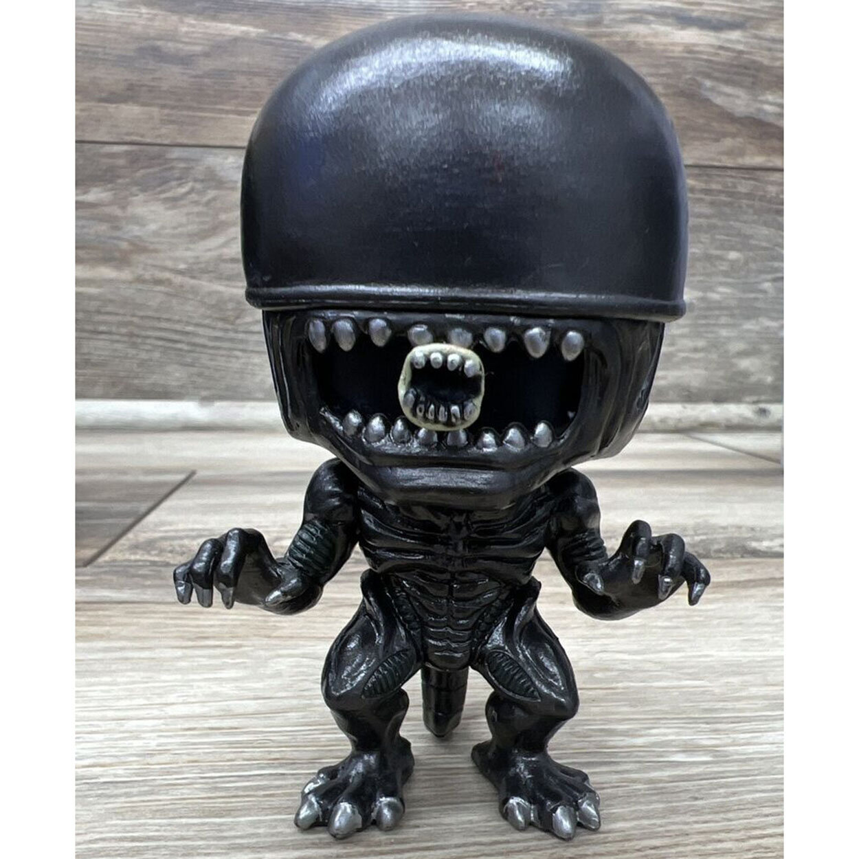 Фигурка Funko POP! Чужой (Alien) #30 — фото 1