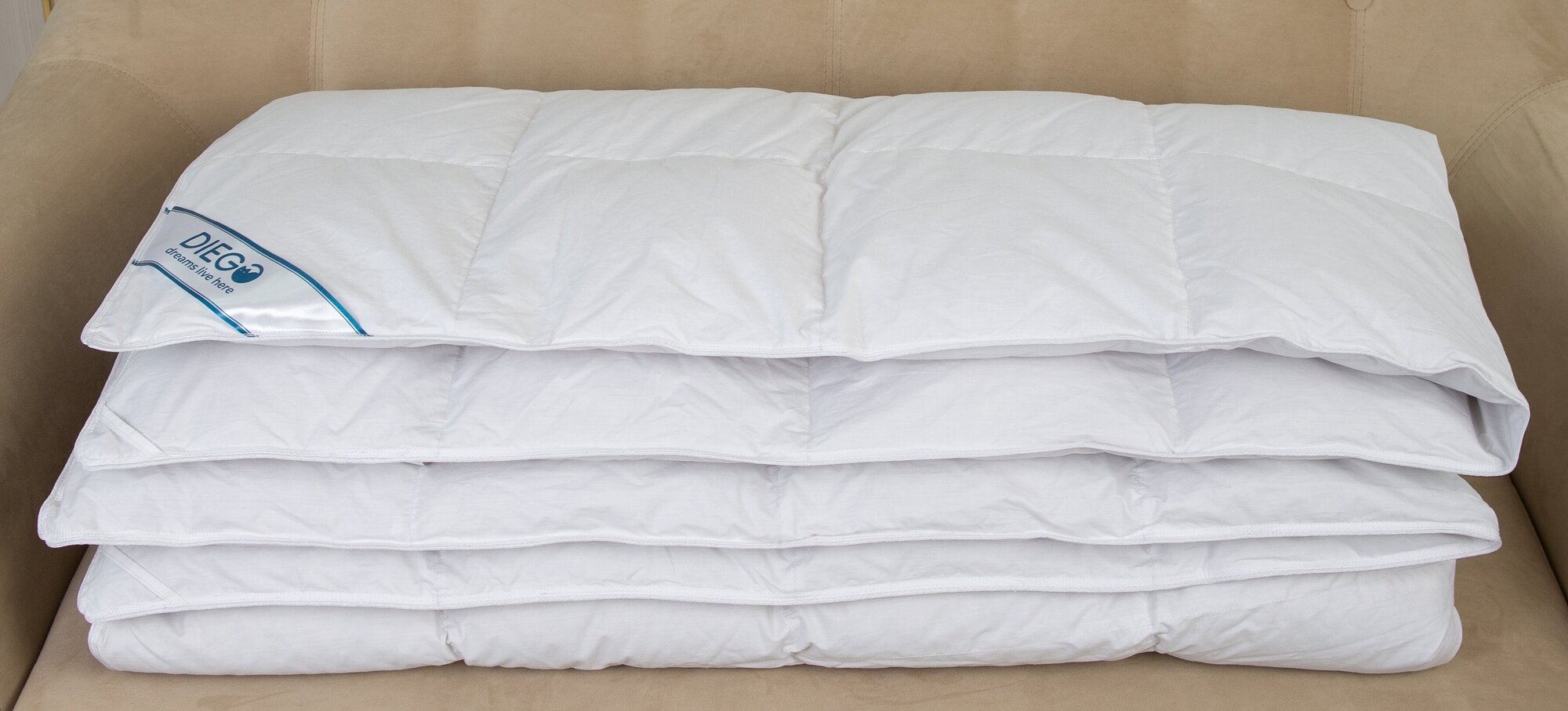Одеяло пуховое Диана размер евро 2 спальное 200х200 см всесезонное, мягкое, пух гусь, теплое, легкое, для взрослого, текстиль для дома для уюта - фотография № 3