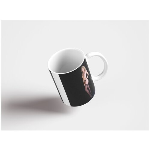 фото Кружка "женское белье, ню, модель" 320 мл lotsprints