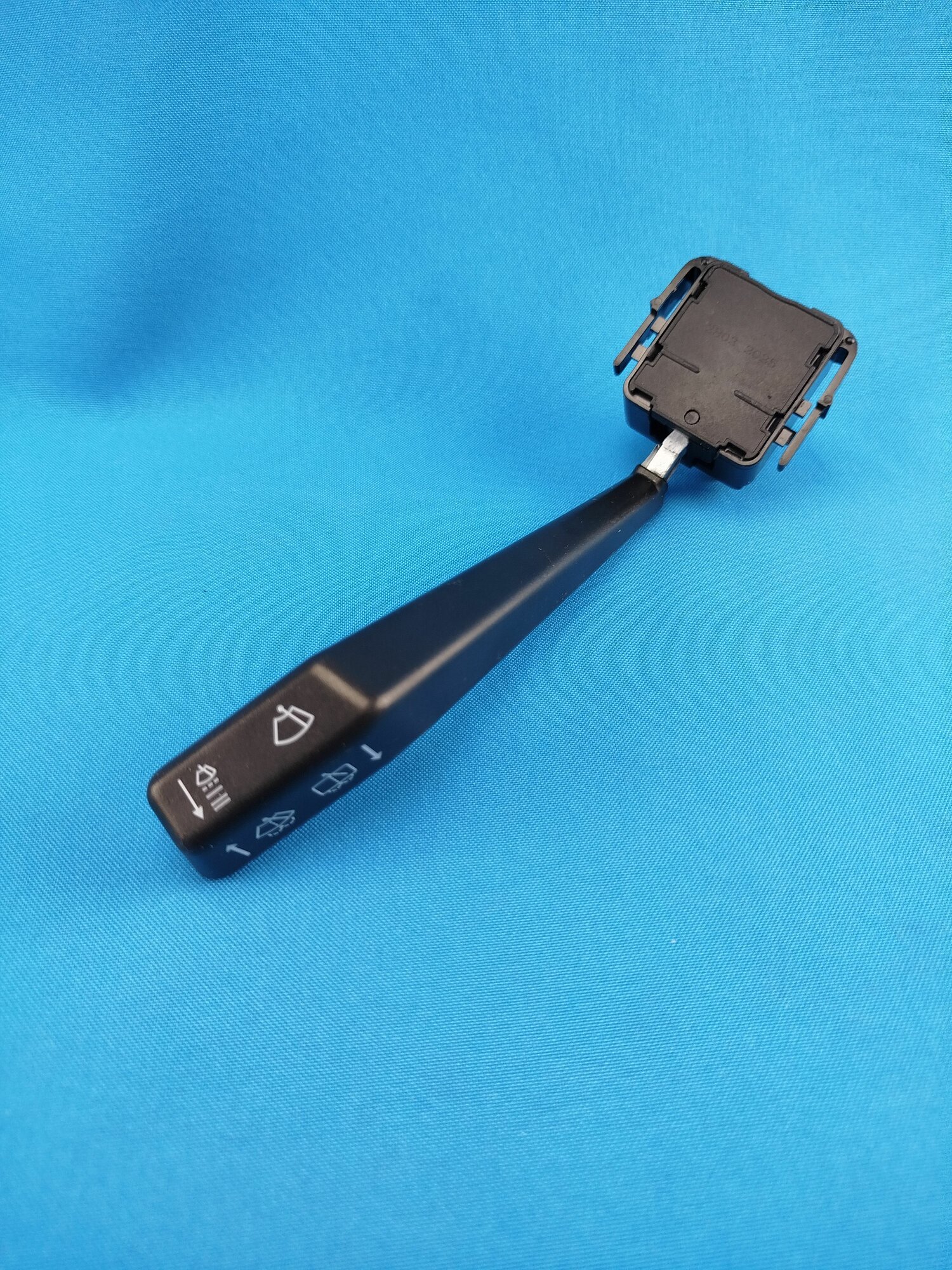 Переключатель стеклоочистителя и омывателя "Cartronic" для автомобилей ВАЗ 2108-15, М-2141, ИЖ 2126