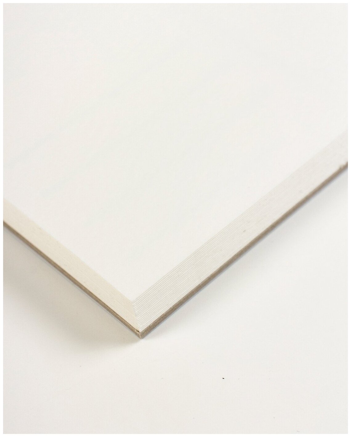 Альбом для акварели Fabriano Watercolour Studio 300г/м. кв 10,5x14,8см Фин 20 листов склейка по 1 стороне