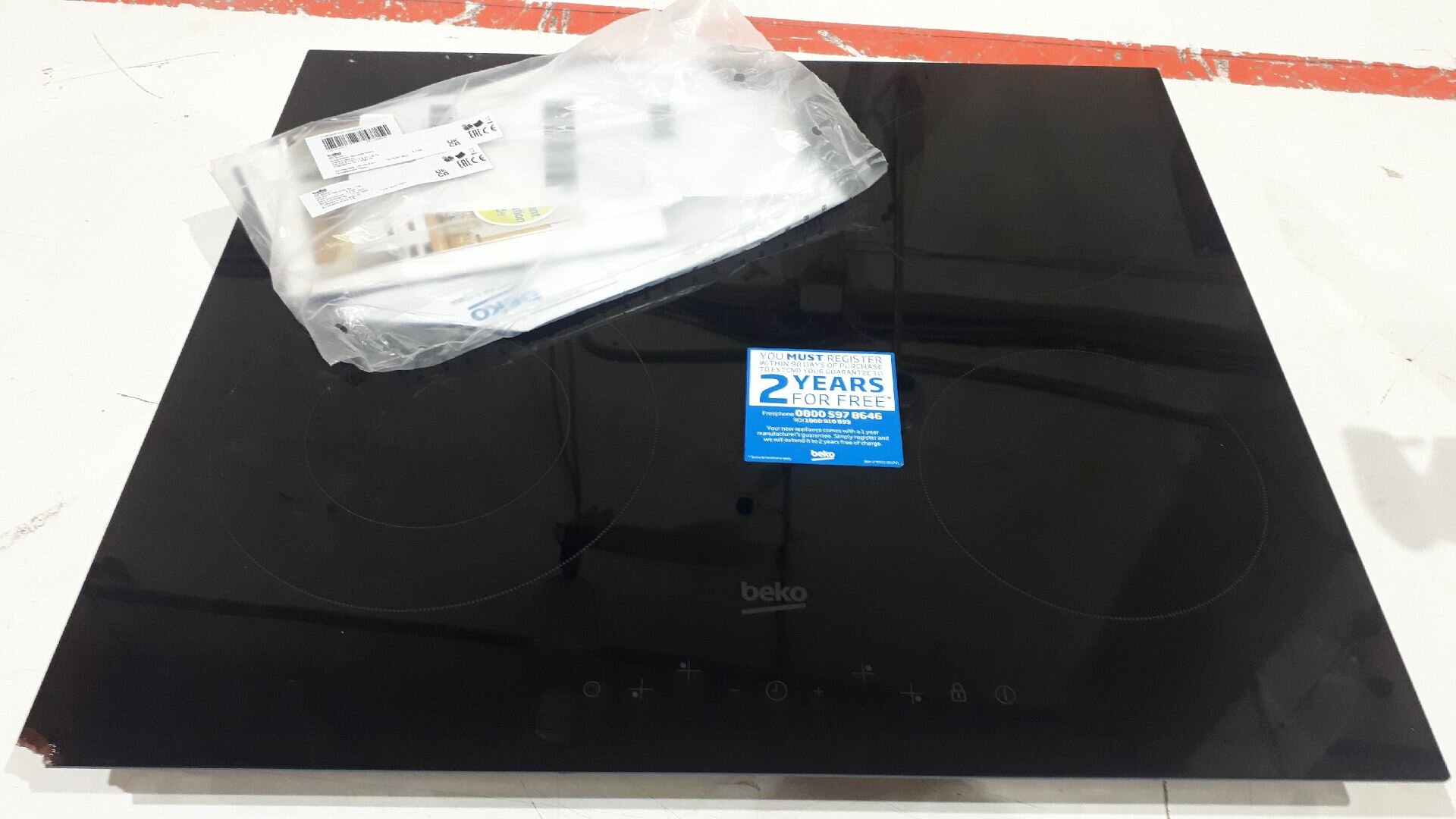 Варочная поверхность Beko HIC64402T