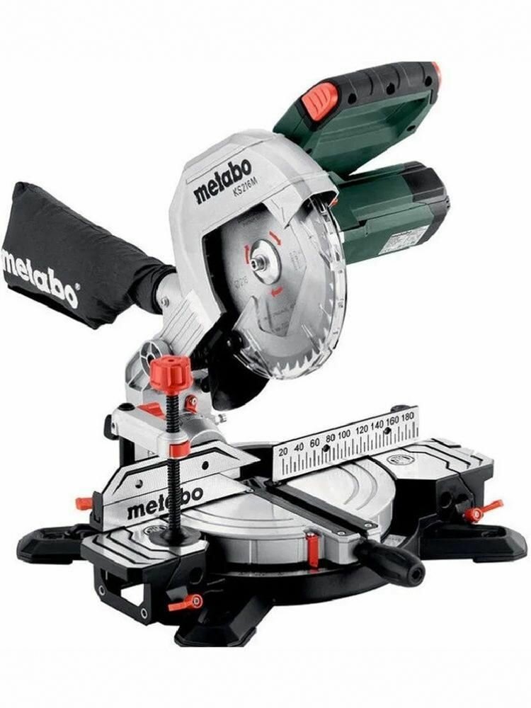 Торцовочная пила Metabo KS 216 M.