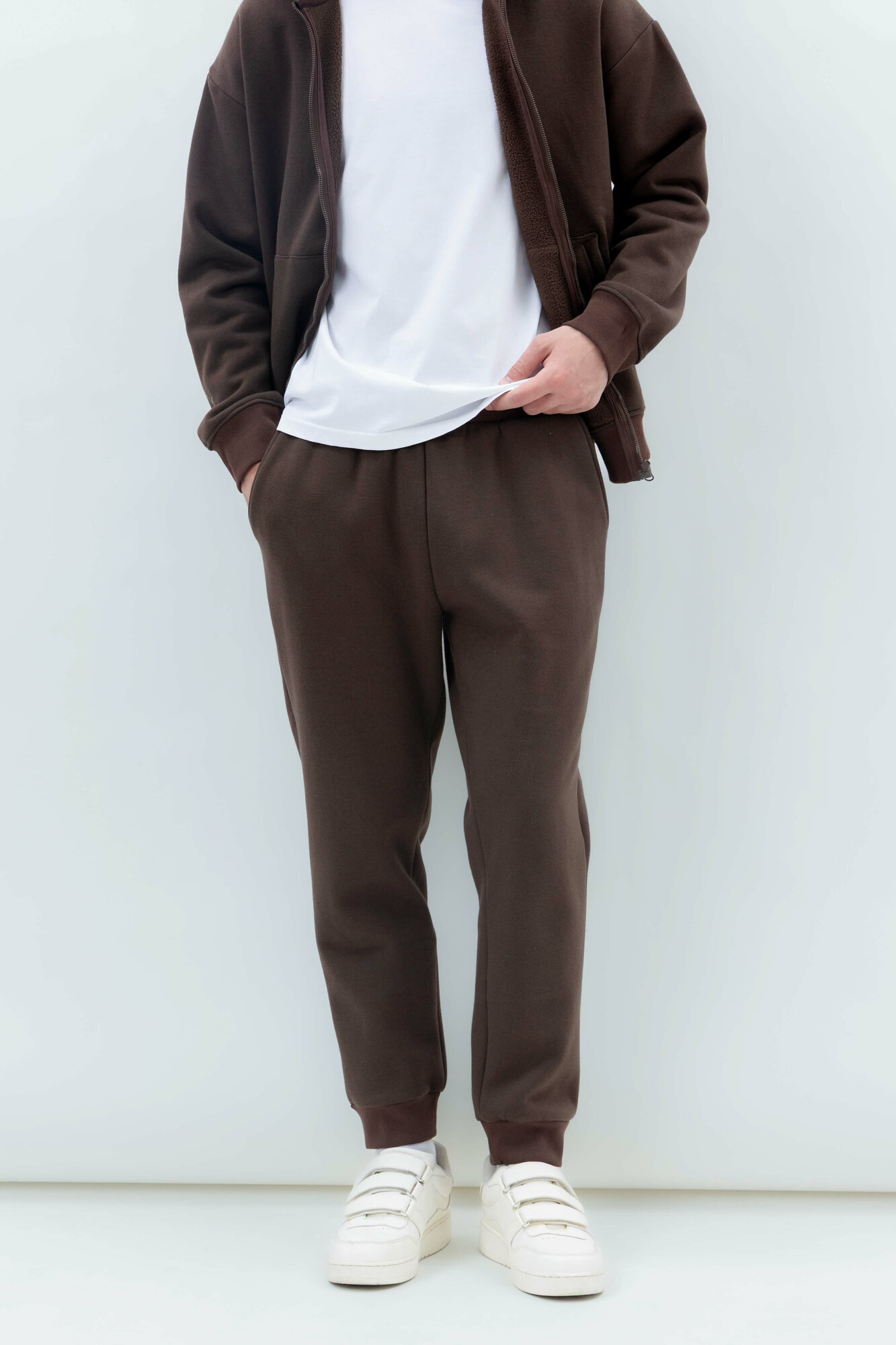 Брюки спортивные