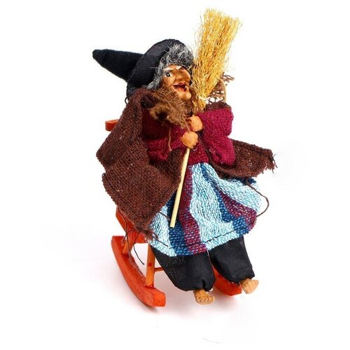 Баба - Яга с метлой цвета микс 710₽