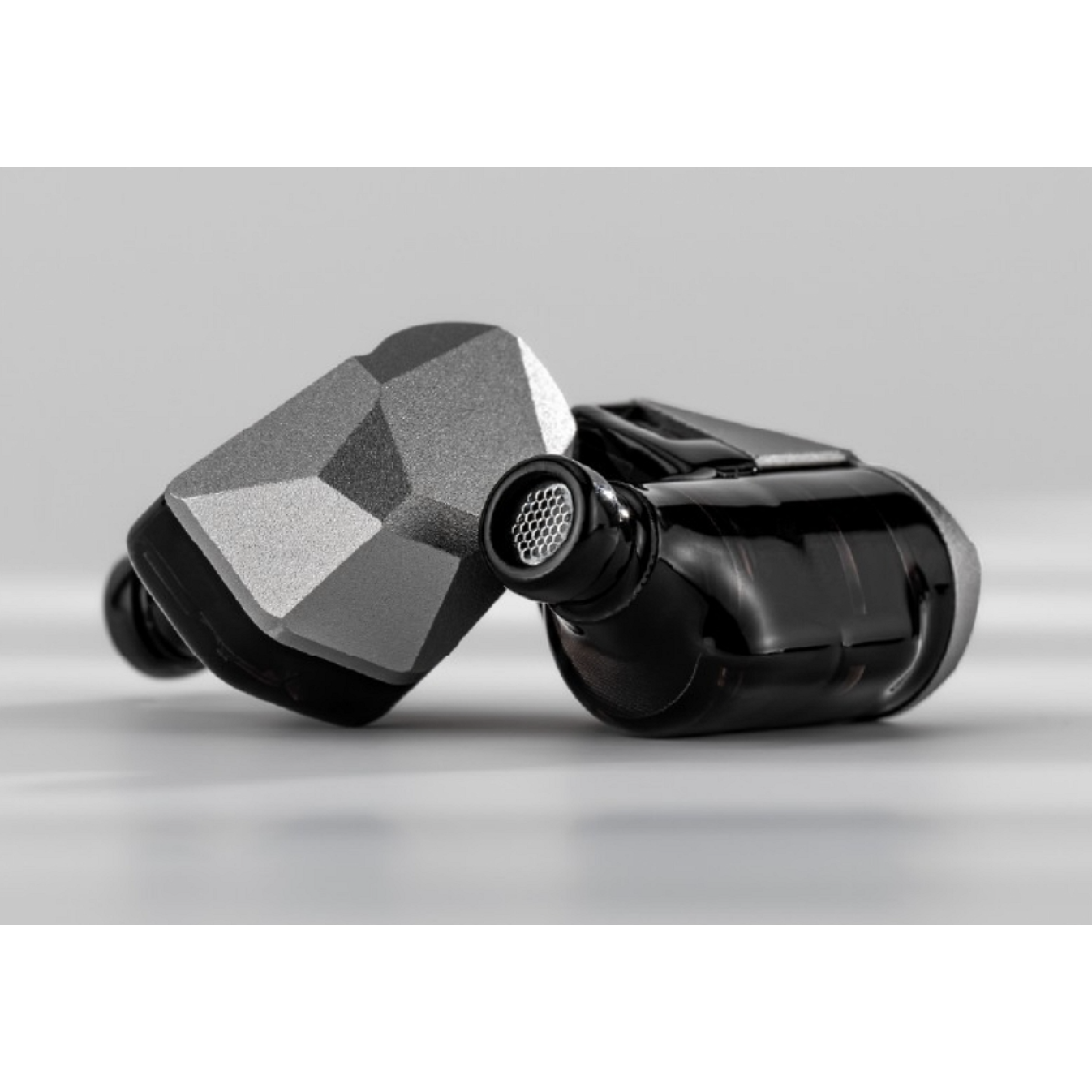 Наушники внутриканальные беспроводные Moondrop HARMON