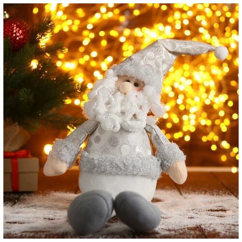 фото Мягкая игрушка "дед мороз в шапочке с кружочками-длинные ножки" 15х45 см, серебро зимнее волшебство