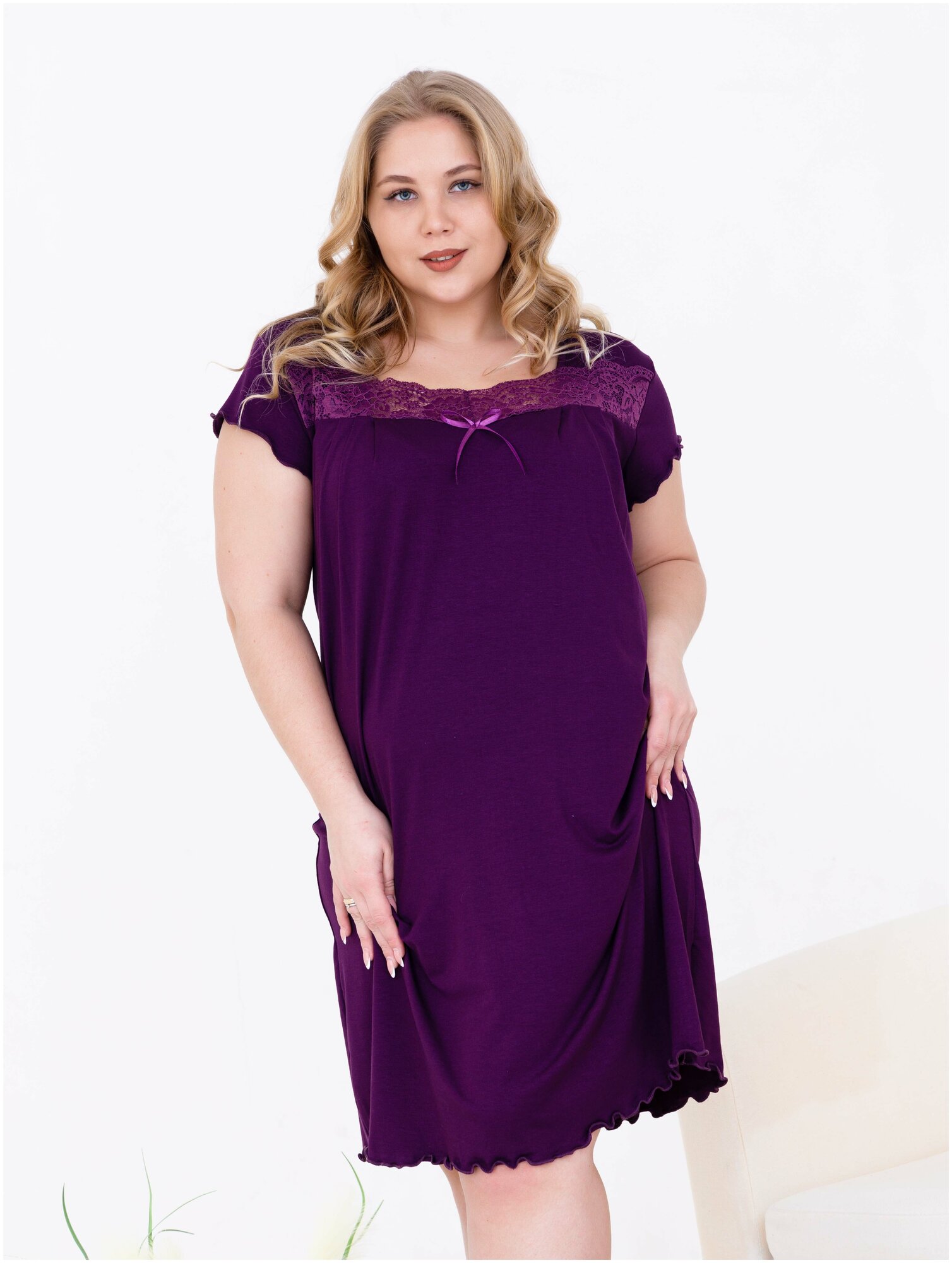 Сорочка женская из вискозы с кружевом Rozara, цвет фиолетовый, размер 56 - фотография № 2