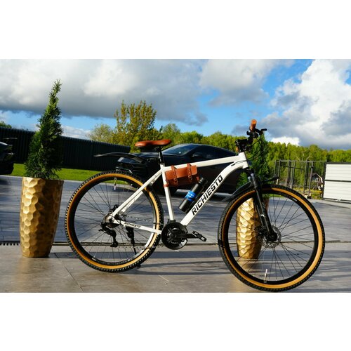 "Взрослый горный велосипед RICHIESTO 27.5 с алюминиевой рамой 21", белый/коричневый модель 2024