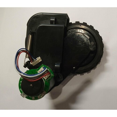 Колесо правое R робота пылесоса Tefal 40 RG7267WH 1900₽