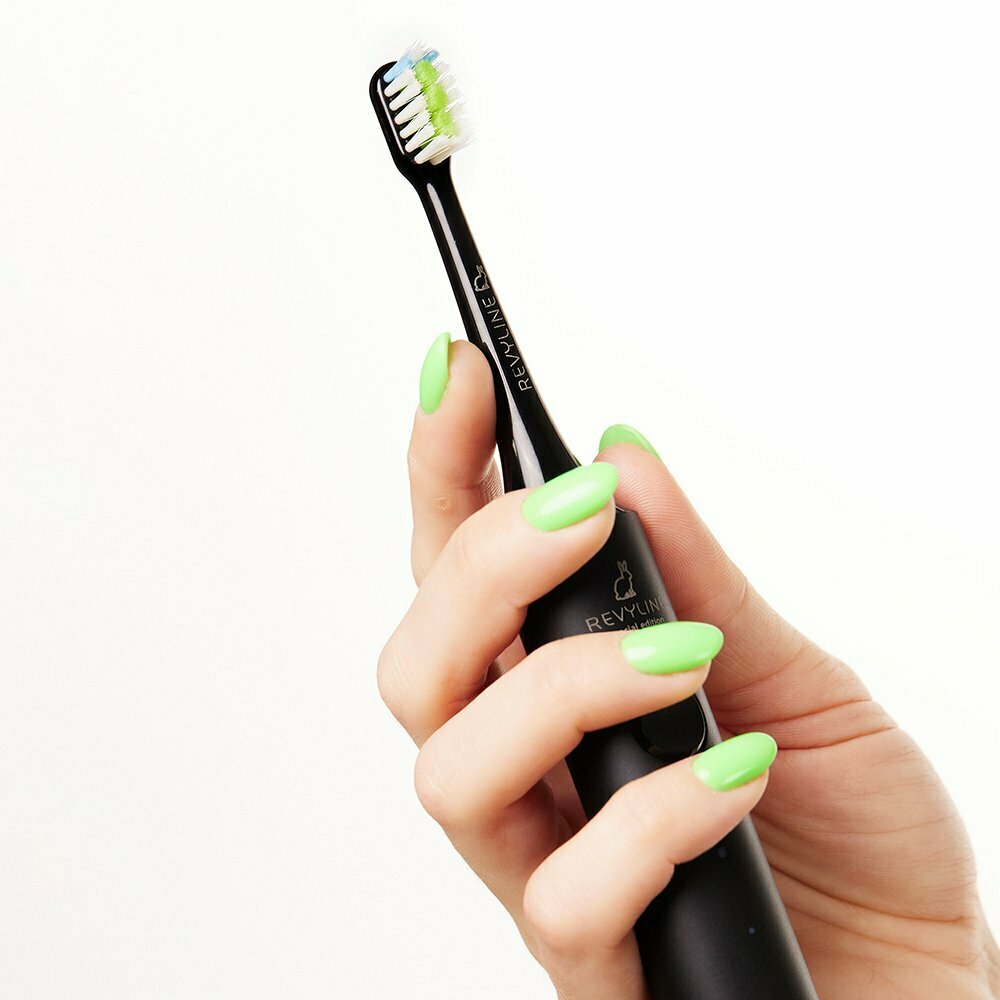Сменные насадки для электрической зубной звуковой щетки Revyline RL 040 , Black, черные, 2шт. — фото 1