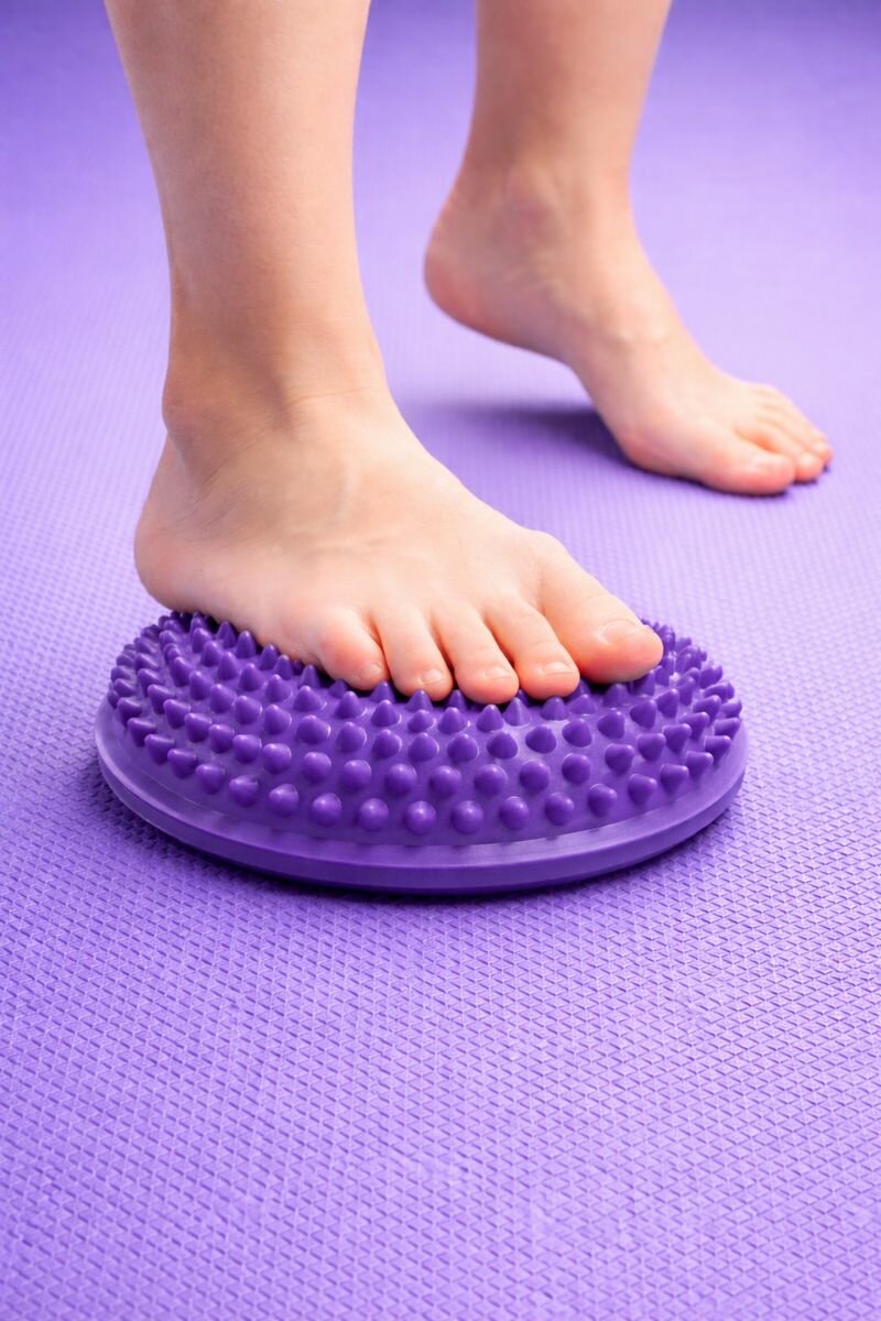 Массажный мяч для йоги и фитнеса YOJIK_B