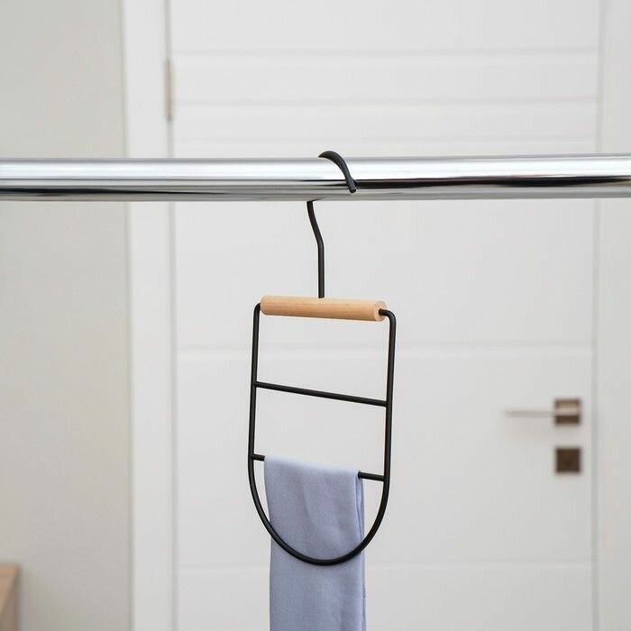 Вешалка оргазайзер для ремней и шарфов LaDо́m «Wood», 11,5×23,5×1,1 см, цвет чёрный - фотография № 5