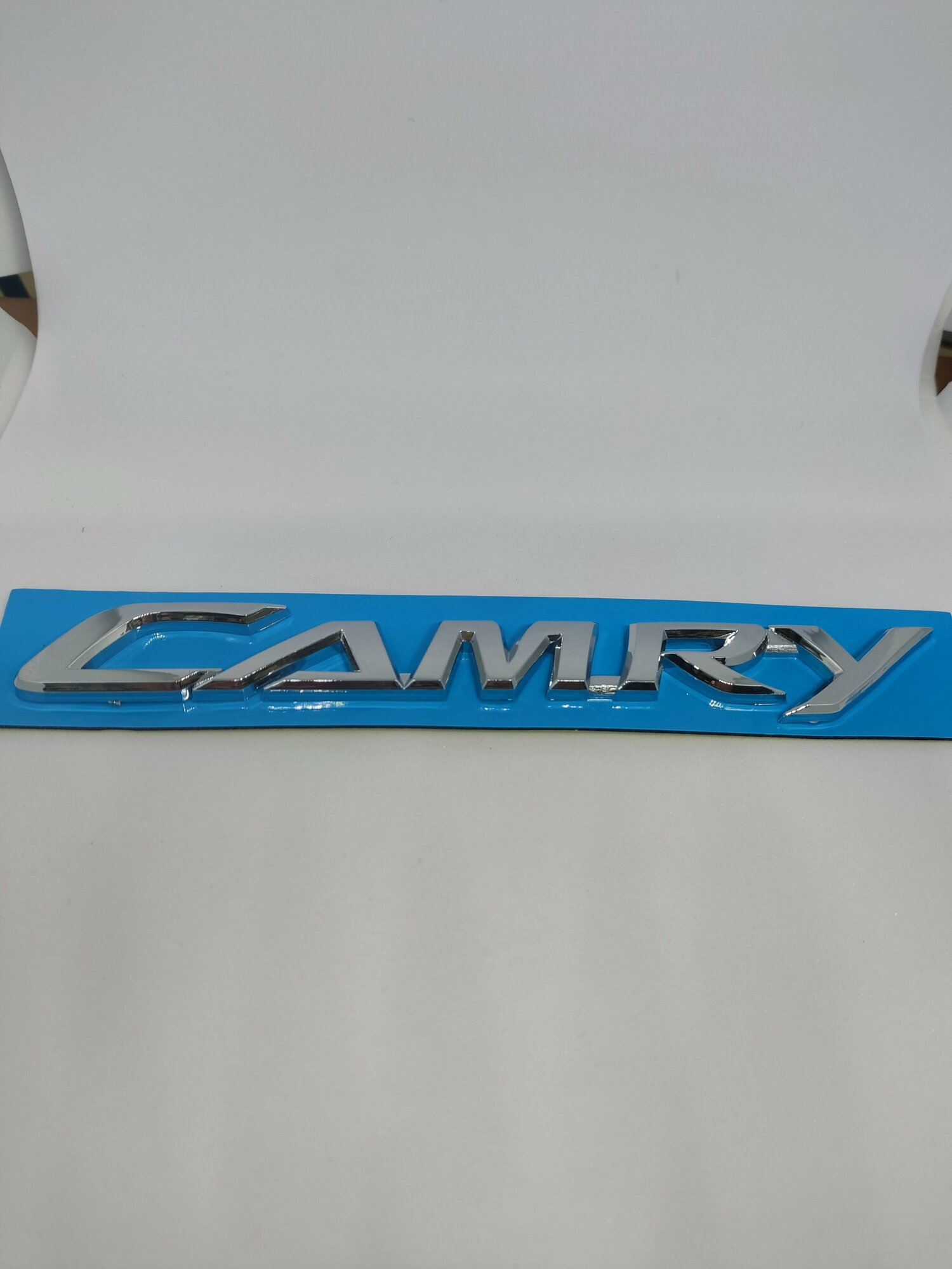 Шильдик(надпись) CAMRY( 40)