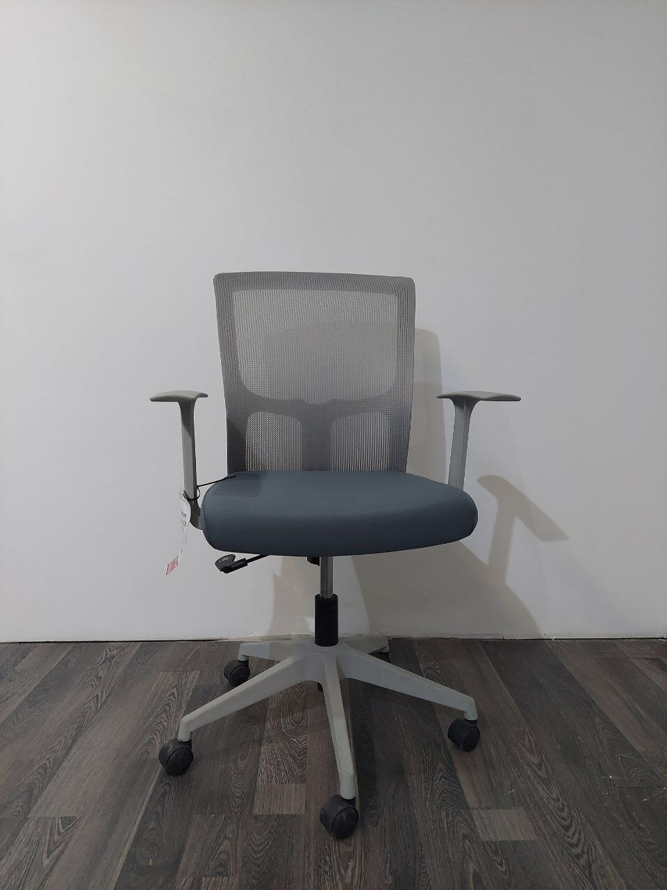 Офисное кресло Sitzone CH-183B-HS