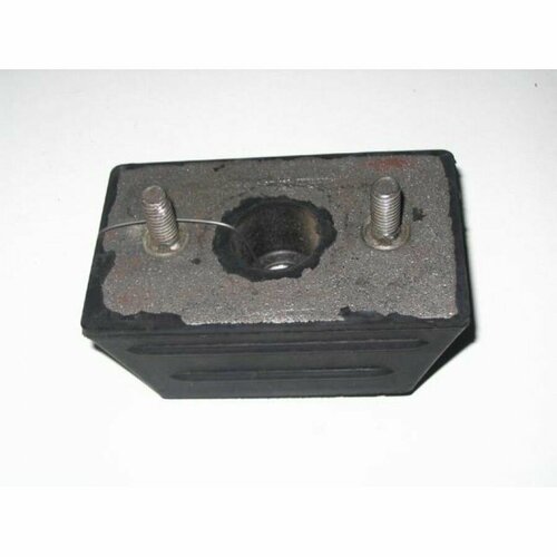 Подушка двигателя 3302, 3110