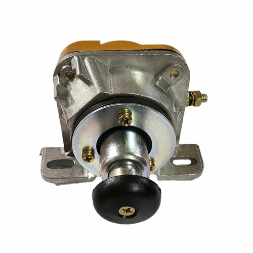 Выключатель массы 24В 3-х контактный ручной МТЗ - 1221 M Master Part 12123737-5 МРЕ 2520₽