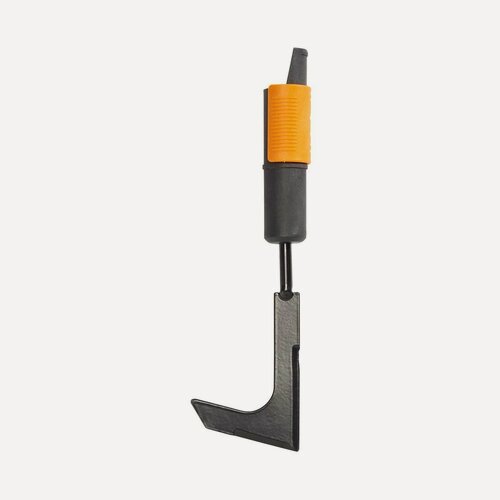 Изображение товара Тяпка садовая FISKARS QuikFit 1000687, длина 25 см, без черенка, для уборки травы с дорожек