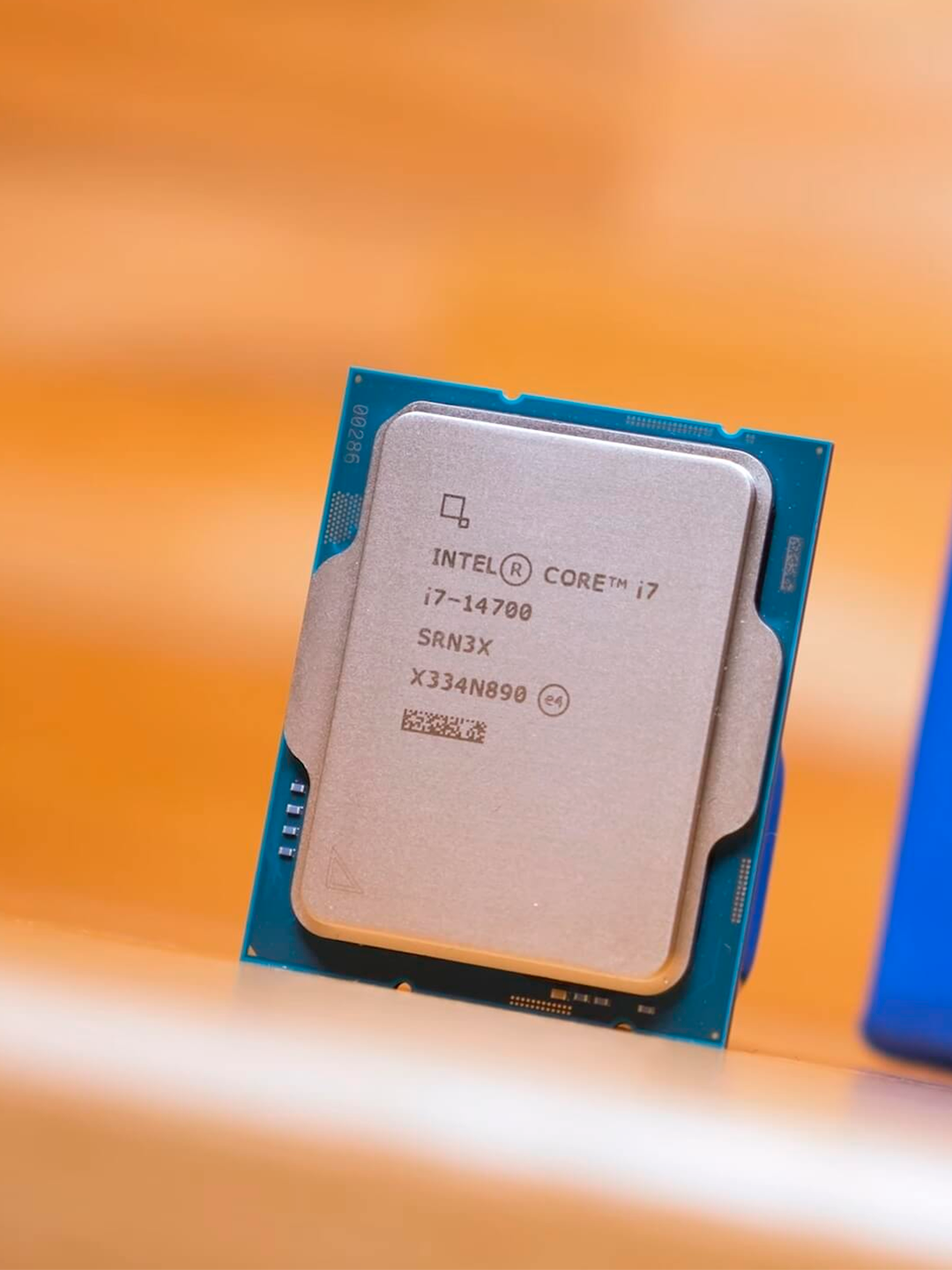 Процессор Intel Core i7-14700, 14-ое поколение Raptor Lake, высокая производительность