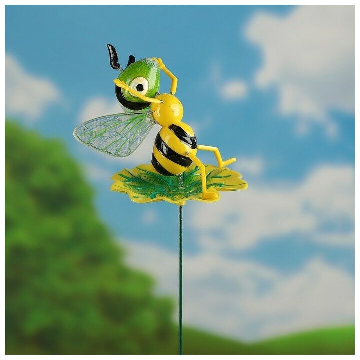 Штекер садовый декоративный "Пчелка на листочке" 60см