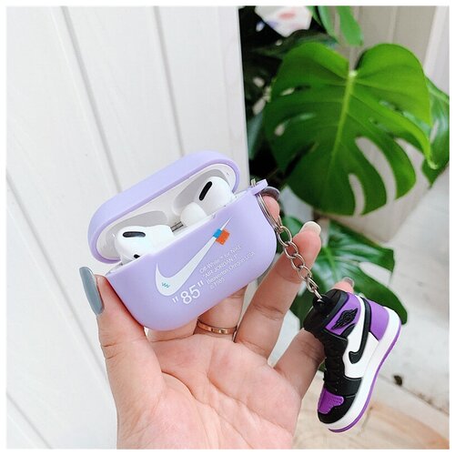 фиолетовый