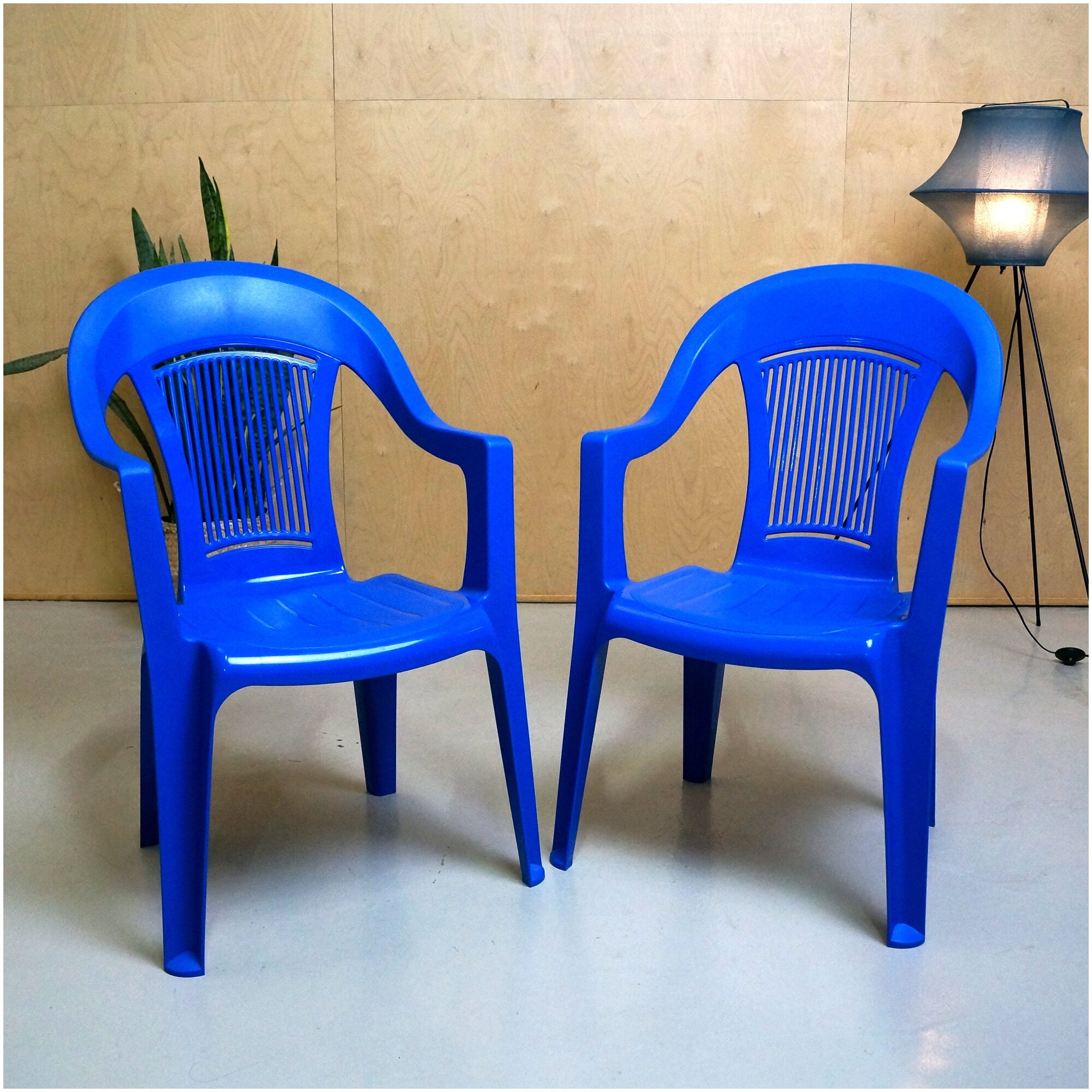 Садовые пластиковые кресла Венеция, Синий, 2 шт - фотография № 1