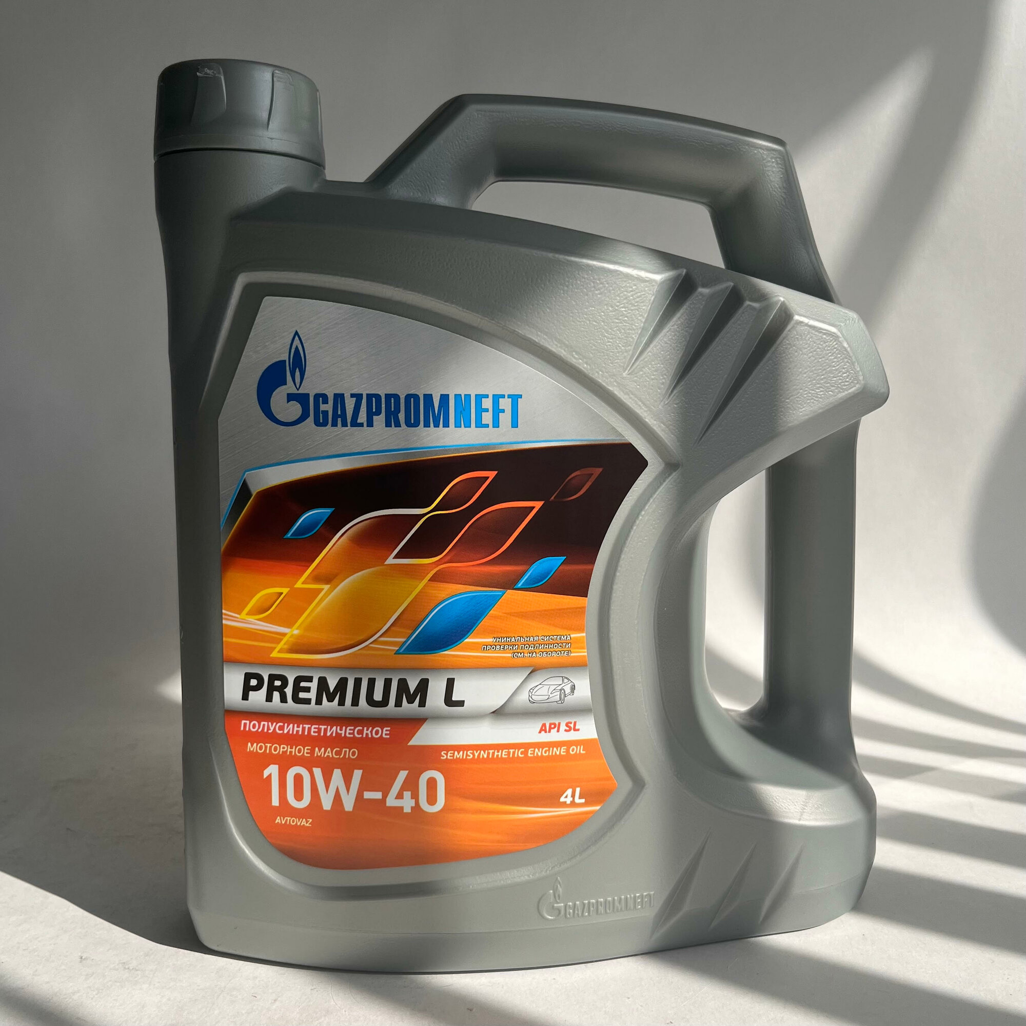 Полусинтетическое моторное масло Газпромнефть Premium L 10W-40, 4 л
