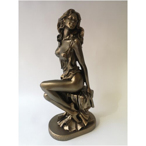 Статуэтка Девушка 32см. Мраморная крошка.