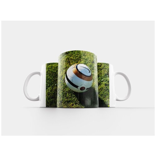 фото Кружка "виды спорта, лужайка, футбол" 320 мл lotsprints