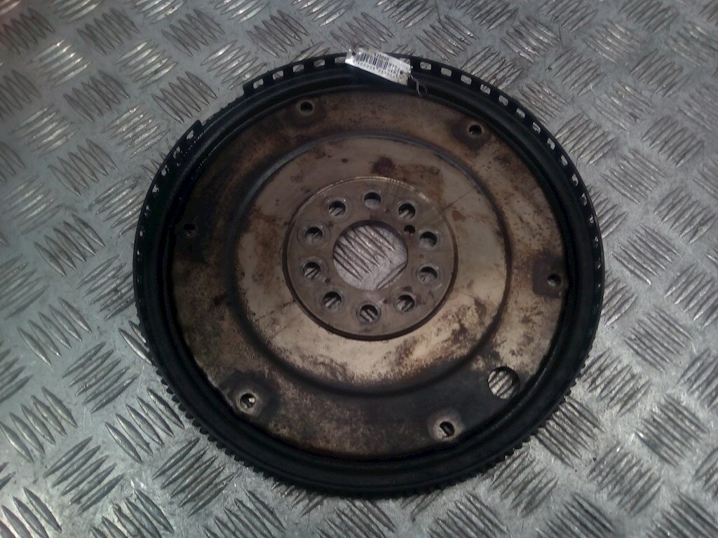 Маховик АКПП (драйв плата зубчатый венец маховика) Volvo V70 2 8677768 арт. 525090