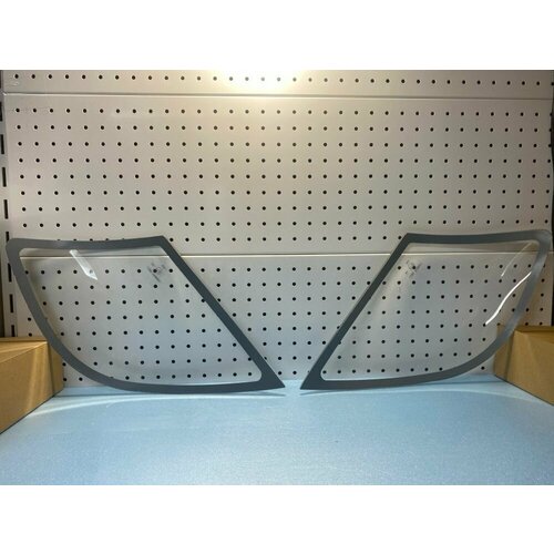 Комплект стекол для фар крыши DAF XF 105106 Super Space Cab 25600₽