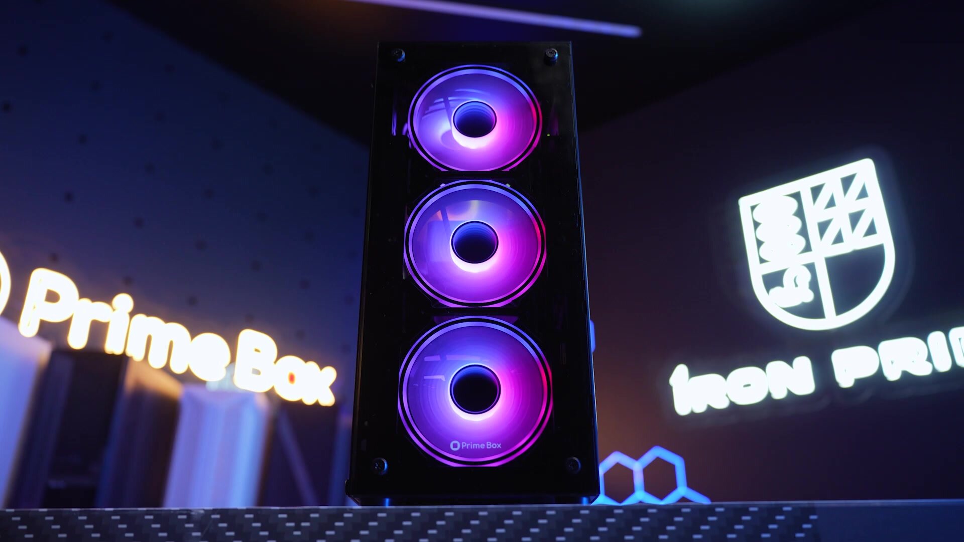 Корпус Prime Box Warrior Z2, Midi-Tower, 4 FRGB вентилятора, закаленное стекло, ATX, Micro-ATX, Mini-ITX, без БП, Чёрный — фото 1