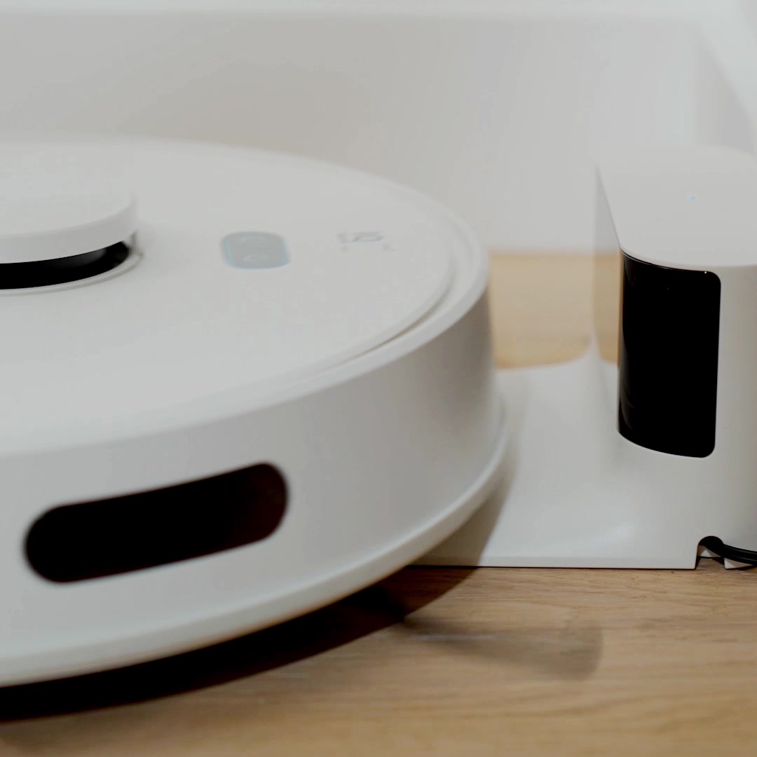 Робот-пылесос Polaris PVCR 6001 Wi-Fi IQ Home c влажной уборкой, белый — фото 1