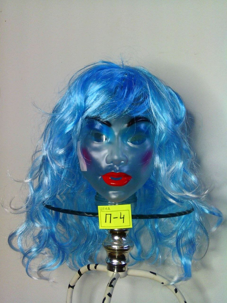 П4 парик карнавальный мальвина волнистый длина 60 см
