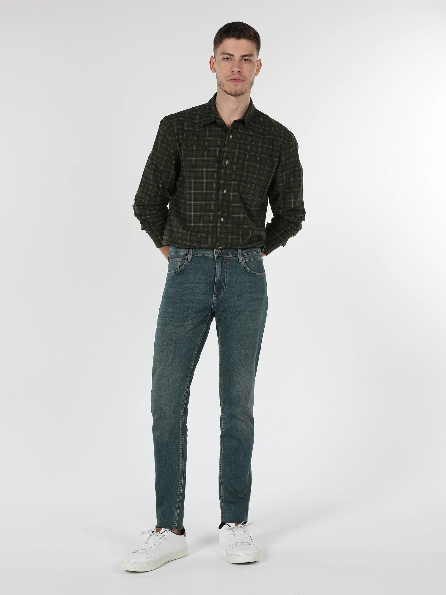 Джинсы 041 DANNY Slim Fit 