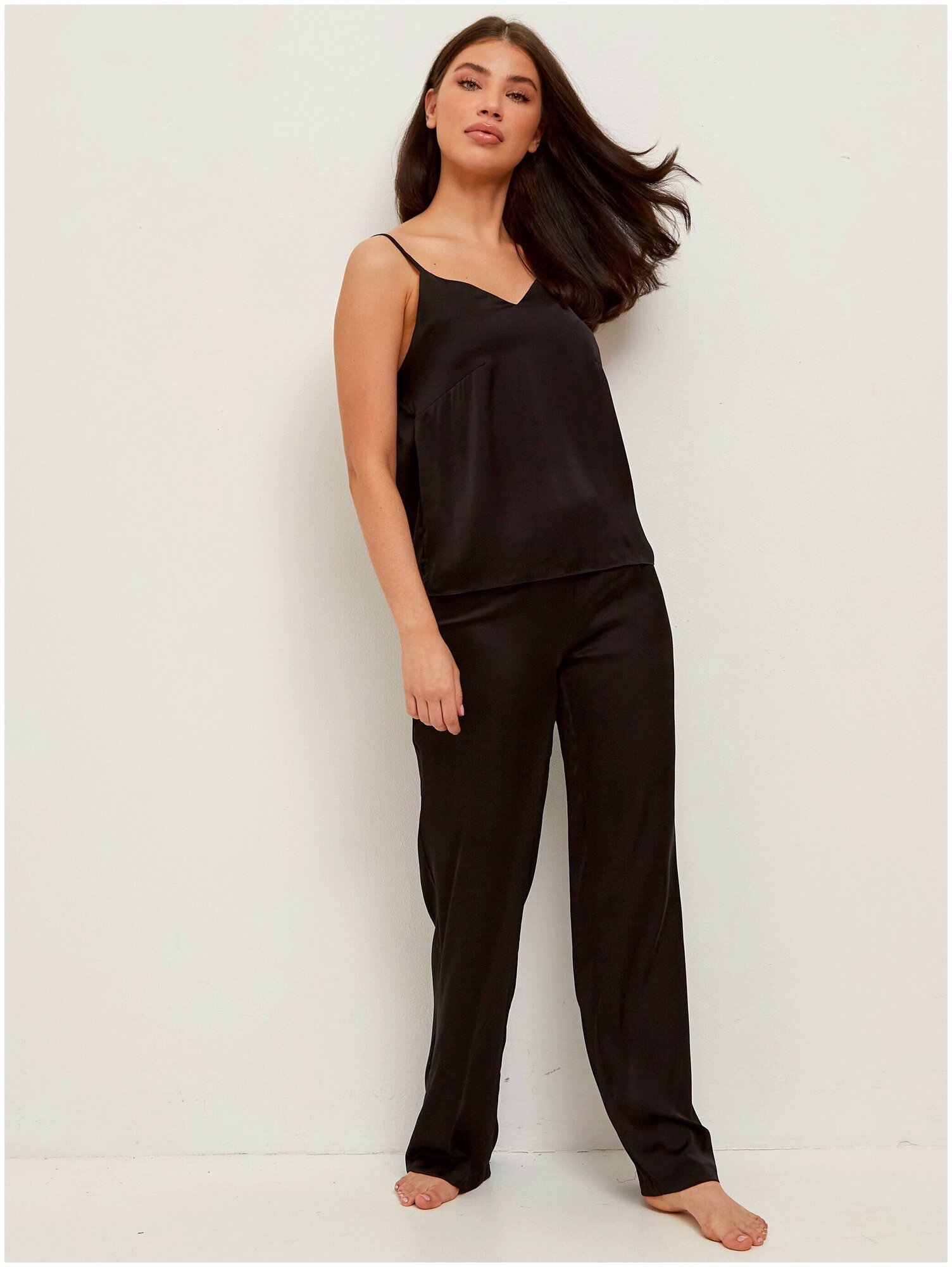 Шелковая классическая черная пижама домашний костюм (комплект 2в1 с удлиненным топом и длинными брюками) BOGEM by 5 STAR HOME черный размер L - фотография № 4