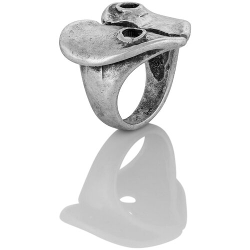 Серебристое дизайнерское кольцо с эффектом состаривания