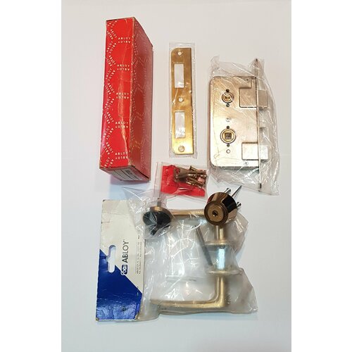 Замок врезной Abloy 2500-2 Wartsila SUN-2002043-52-06 правый латунь-золотой 35000₽