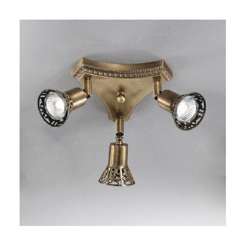 Спот F3 45700₽