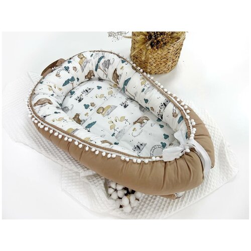 фото Гнездышко кокон со стеганым матрасиком и помпонами/ гнездышко для малыша / позиционер для новорожденного / mimipanda