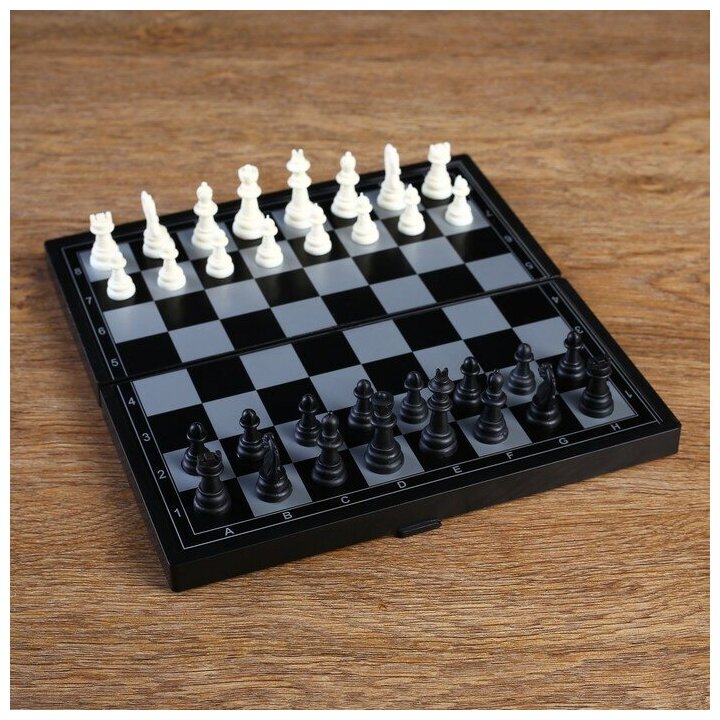 Игра настольная "Шахматы", магнитная доска, 24.5 х 24.5 см 2590516