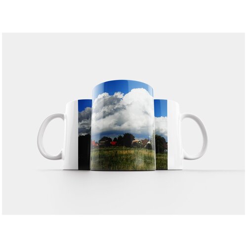 фото Кружка "пейзаж, деревня, облако большое" 320 мл lotsprints