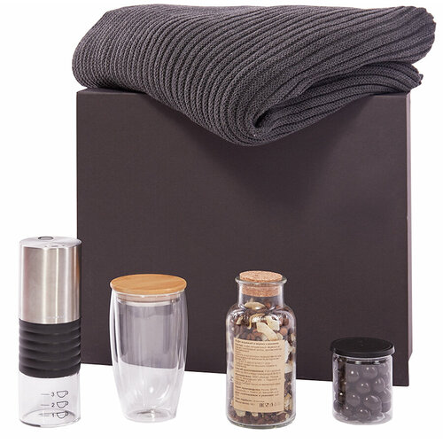 Подарочный набор Ароматное Путешествие с пледом, кофемолкой, стаканом, кофе и сладким подарком