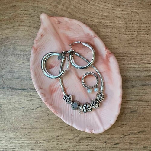 Подставка для украшений Пять Башен, 9.5х1.5х15 см, розовый